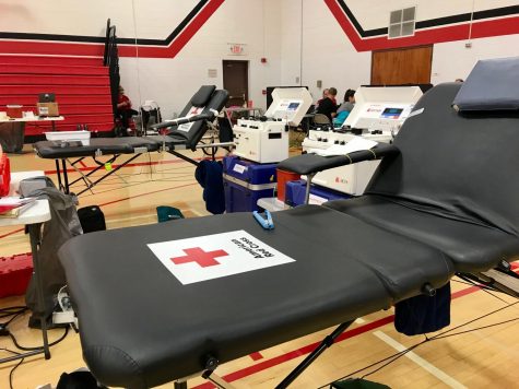 KAYS Volunteers at MHS Bloodrive