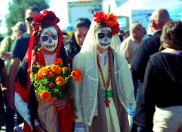 Día De Los Muertos is a beautiful Mexican holiday where friends and families gather together to celebrate the ones theyve lost.